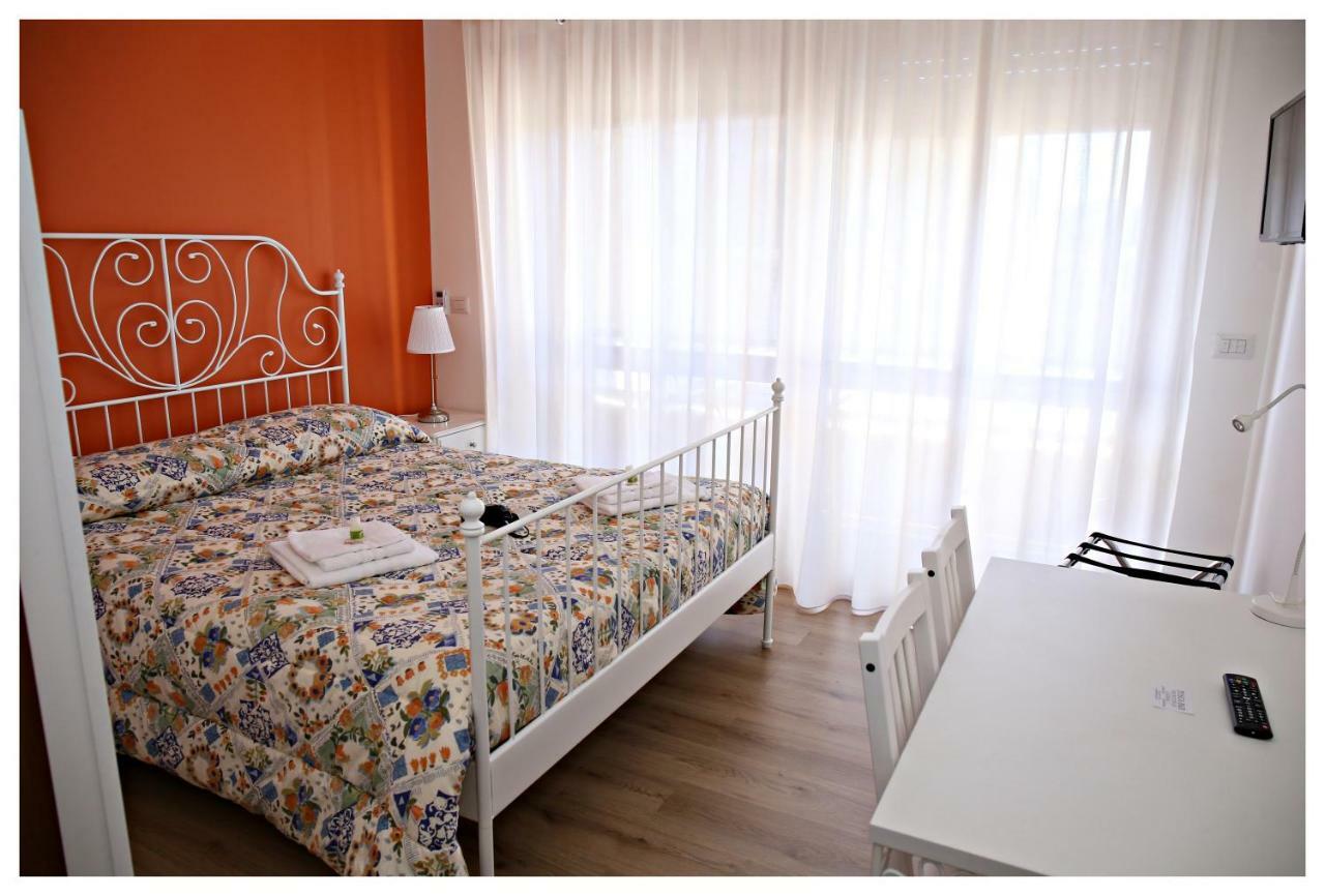Tosca B&B คาตาเนีย ภายนอก รูปภาพ
