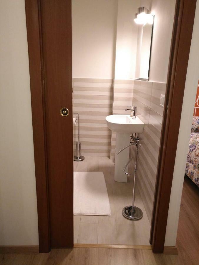 Tosca B&B คาตาเนีย ภายนอก รูปภาพ