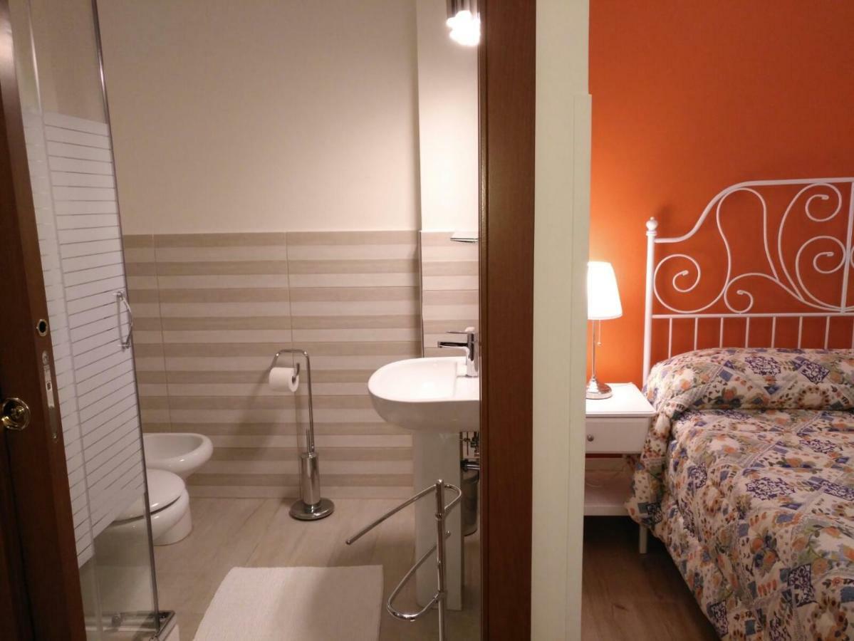 Tosca B&B คาตาเนีย ภายนอก รูปภาพ