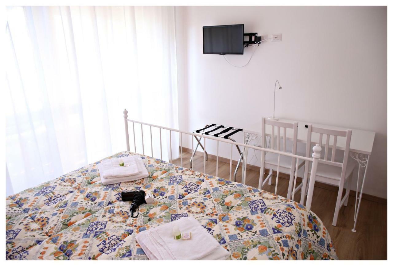 Tosca B&B คาตาเนีย ภายนอก รูปภาพ